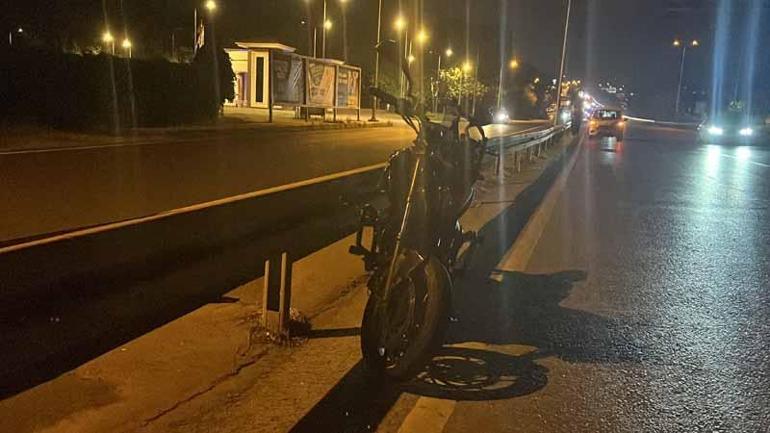 Motosiklet, önündeki hafif ticari araca çarptı; 1 ölü, 1 yaralı