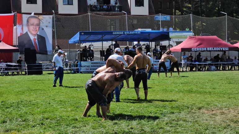 Bakan Tekin, Mengende Uluslararası Aşçılık ve Turizm Festivali’ne katıldı