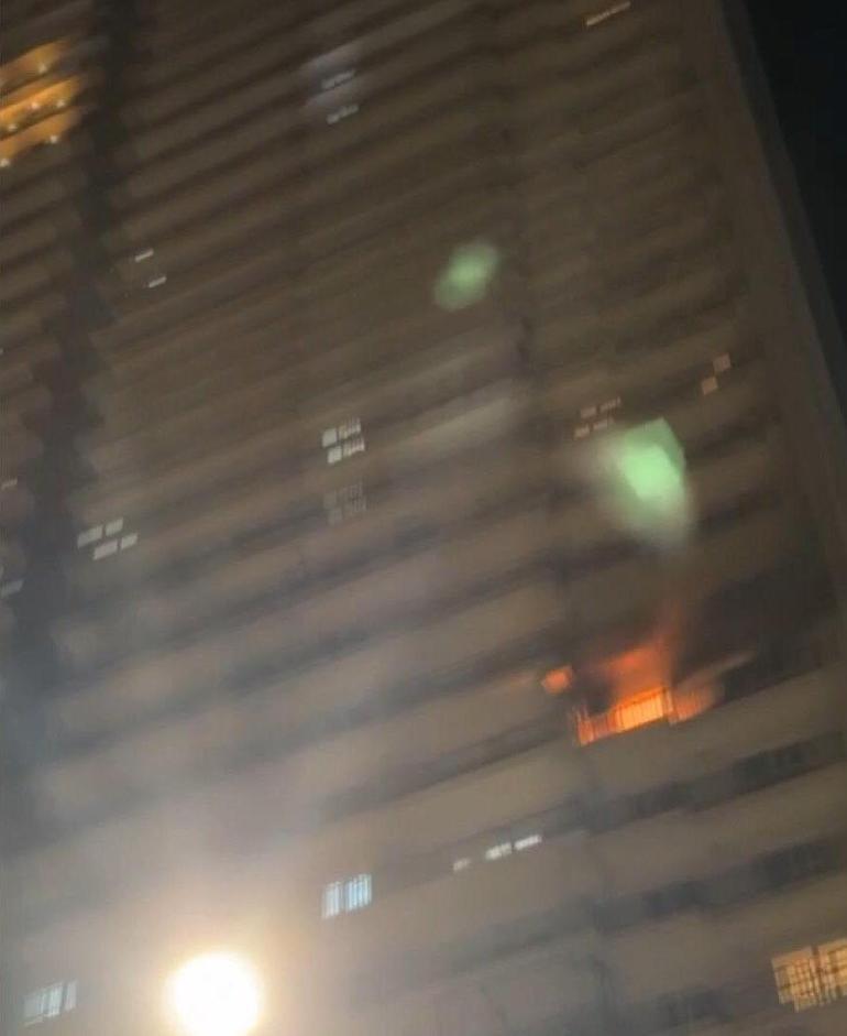 Esenyurtta 38 katlı binada yangın