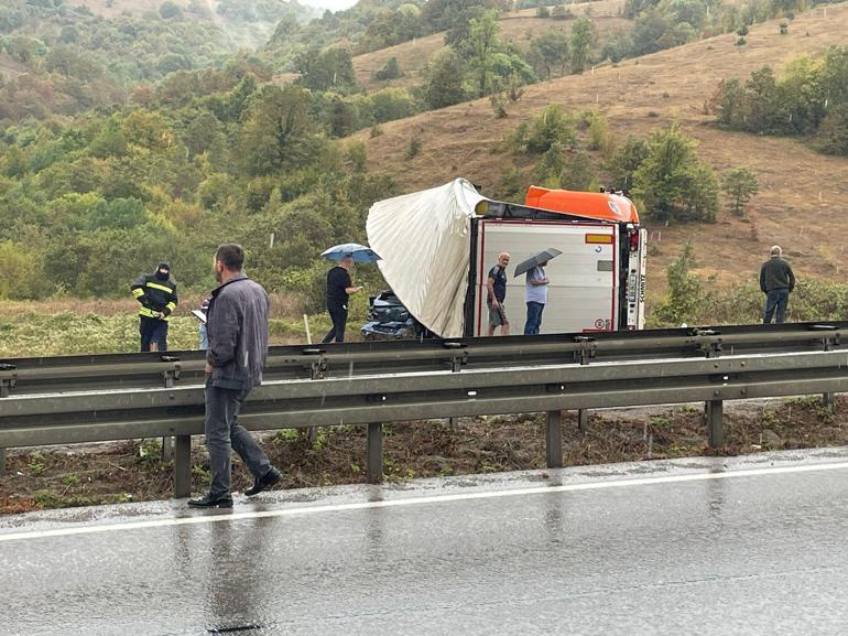 Samsunda 2 farklı zincirleme kaza: 4 ölü, 15 yaralı