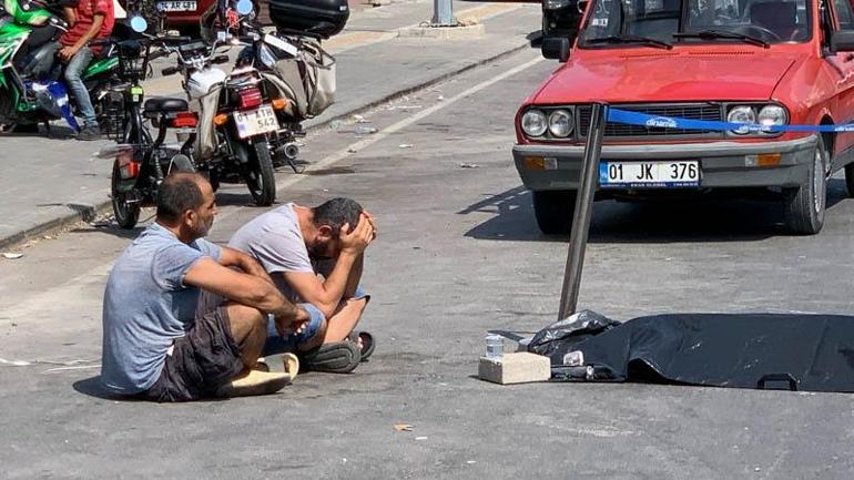 TIRa çarpan motosikletteki kadın öldü; yakınları gözyaşı döktü