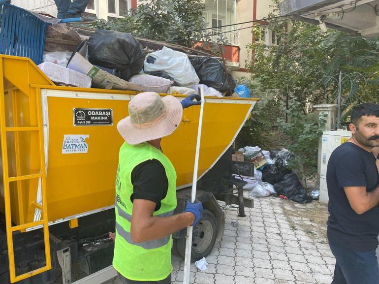 Evinden 20 ton çöp çıktı; daha önce de biriktirdiği ortaya çıktı