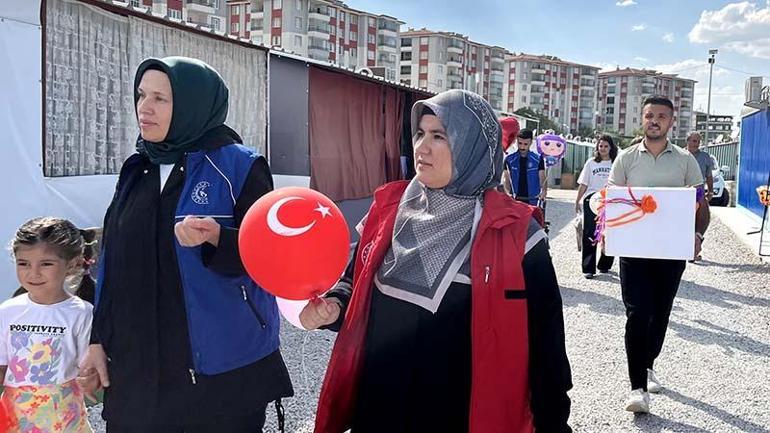 Depremzede Almiraya akülü sandalye