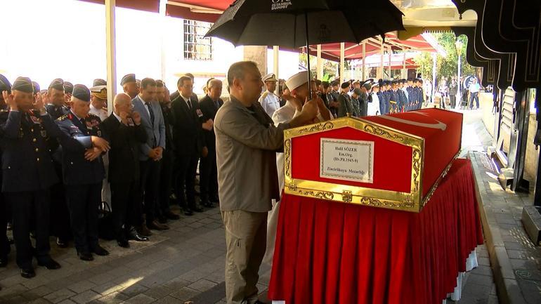 Eski Hava Kuvvetleri Komutanı Halil Sözer son yolculuğuna uğurlandı