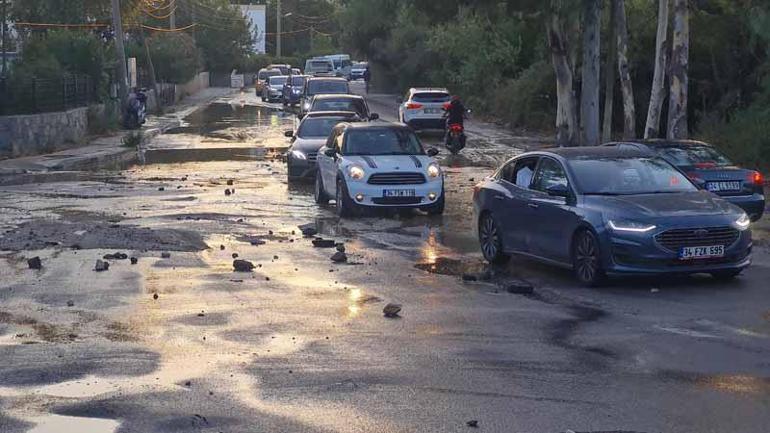 Bodrumda ana su isale hattı patladı; sürücüler güçlükle ilerledi