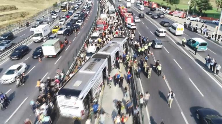 Metrobüs kazası soruşturması: 5 şüpheli tutuklama talebiyle mahkemeye sevk edildi