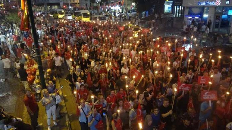 Bursada fener alayı ve Nilüfer konseri