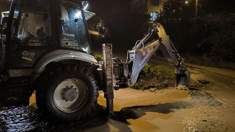 Trabzondaki sağanak ve heyelanda 14 kişi kurtarıldı