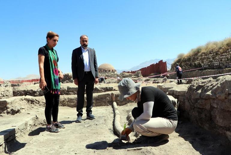 Vanda Osmanlı dönemine ait pazar yeri ortaya çıktı