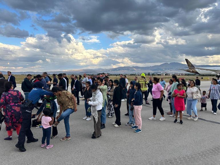 Hindistan yolcu uçağı bomba ihbarı üzerine Erzurum’a zorunlu iniş yaptı