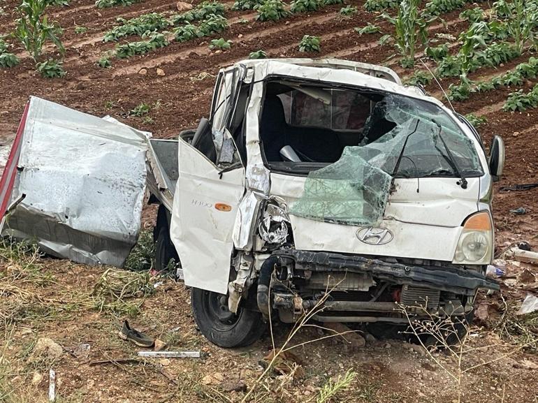 Gaziantep’te tarım işçilerini taşıyan kamyonet devrildi: 2 ölü, 21 yaralı