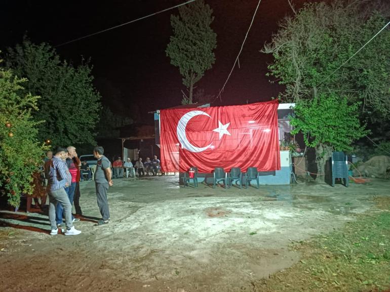 Bakan Yerlikaya: Tuncelide zırhlı aracın devrildiği kazada 4 jandarma şehit oldu