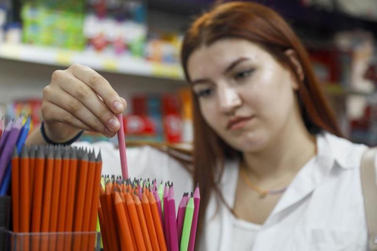 Antalyalı kırtasiyecilerden anaokullarının ihale hazırlığına tepki