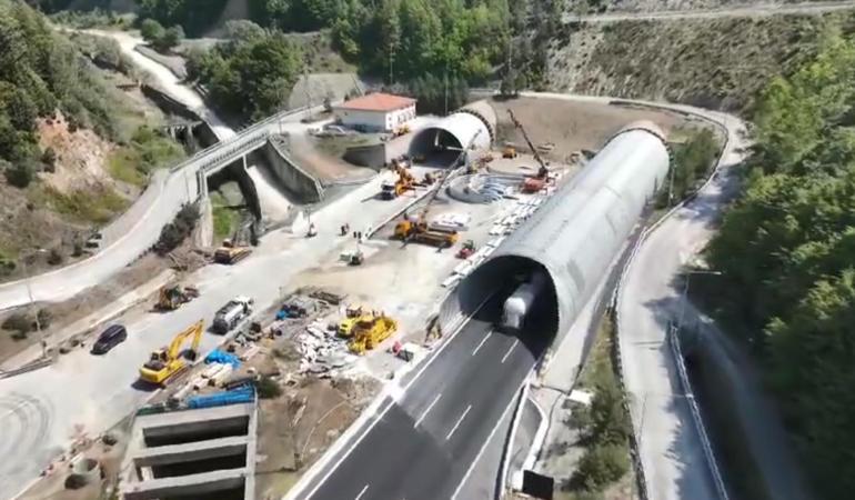 Bolu Dağı Tünelindeki çalışma, planlanan tarihten 12 gün önce tamamlandı