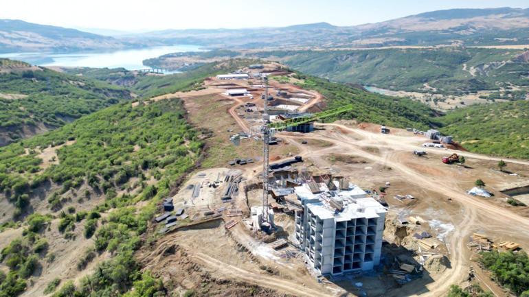 Deprem uzmanlarının uyardığı Tuncelide, 684 konutun yapımı devam ediyor