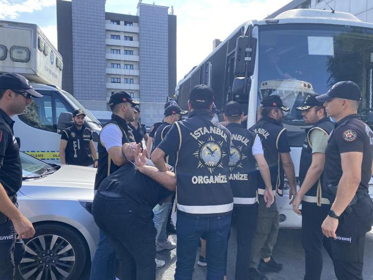 Üsküdar’da Kemal Çağlar Temel cinayetinde gözaltındaki 17 şüpheli adliyeye sevk edildi