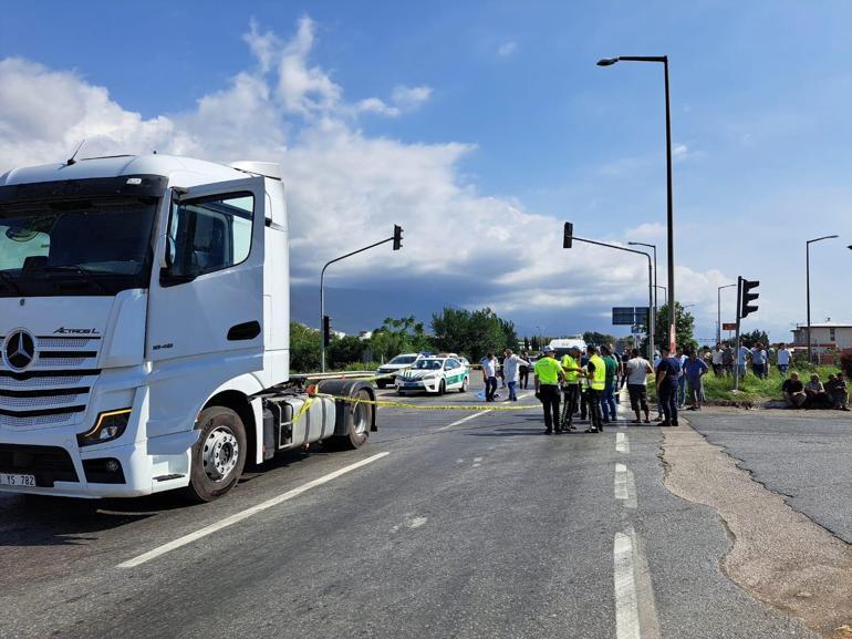 TIRın çarptığı Rabia, 5 yaşındaki kızı ile karnındaki bebeğini kaybetti