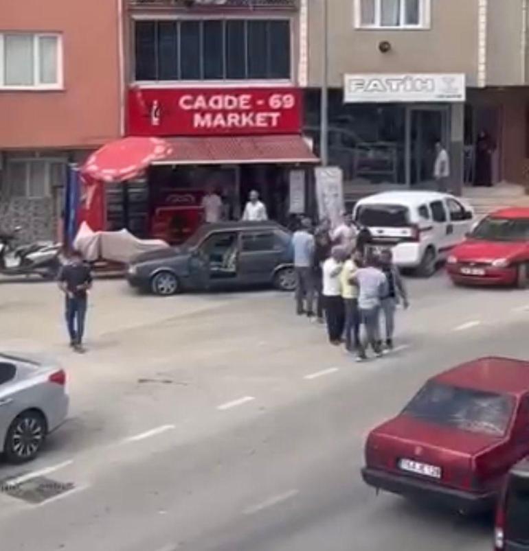 Bursada, park yeri kavgası kamerada