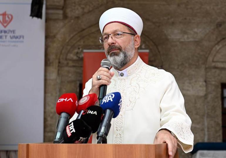 Diyanet İşleri Başkanı Erbaş: Kuran ahlakını yeni nesillere anlatmak zorundayız