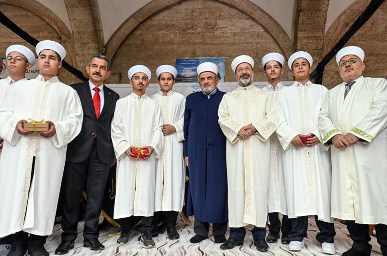 Diyanet İşleri Başkanı Erbaş: Kuran ahlakını yeni nesillere anlatmak zorundayız