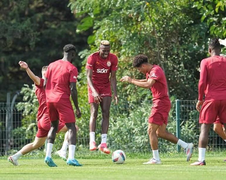 Galatasarayda Mauro İcardi antrenmanlara başladı