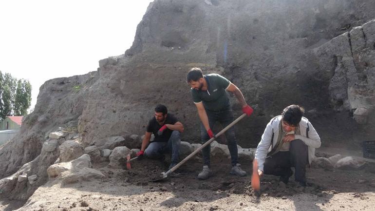 Değirmenler Höyükte, Demir ve Erken Tunç Çağı yapıları ortaya çıkarıldı