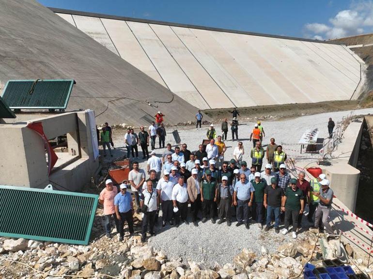 Bakan Yumaklı: Yeşildere Barajı tamamlandı ve su tutma işlemi gerçekleştirildi