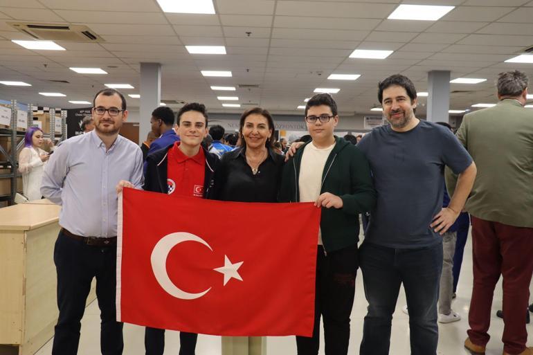 Dünya Satranç Olimpiyatları’na Türk gençleri damga vurdu