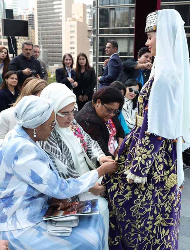 Emine Erdoğan, ABD’de geleneksel köklü Türk çeyiz geleneğini dünyaya tanıttı