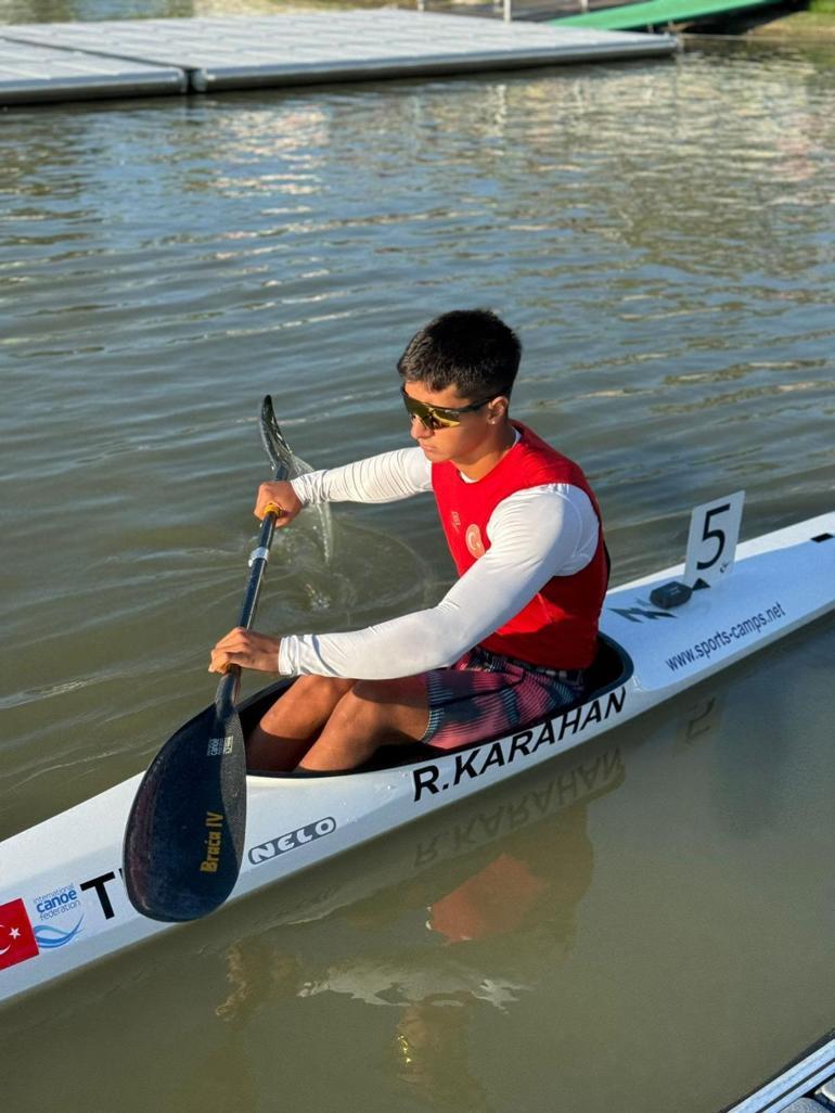 Muğlalı sporcu kanoda Macaristanda zirvede