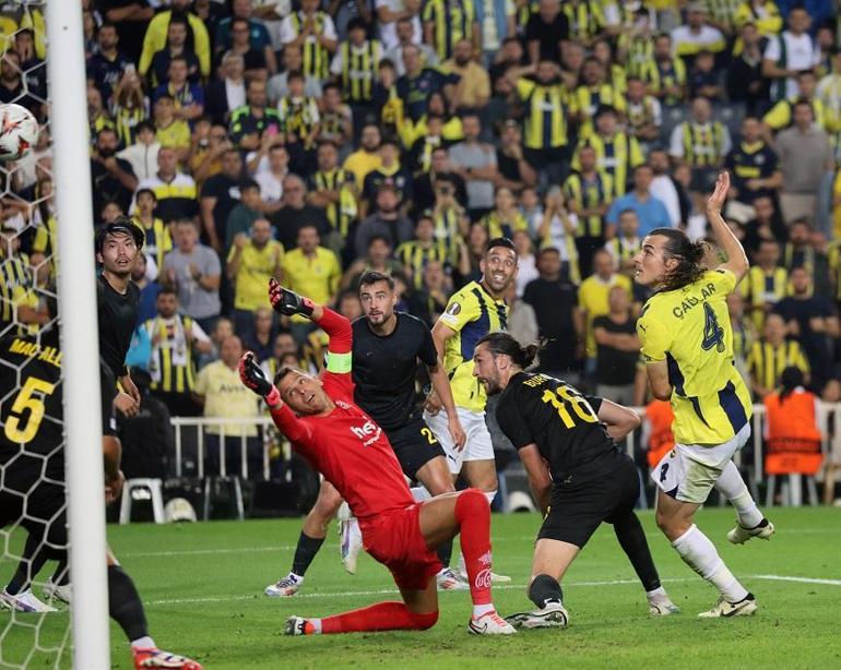 Fenerbahçe, UEFA Avrupa Ligi’nin yeni formatına 3 puanla başladı