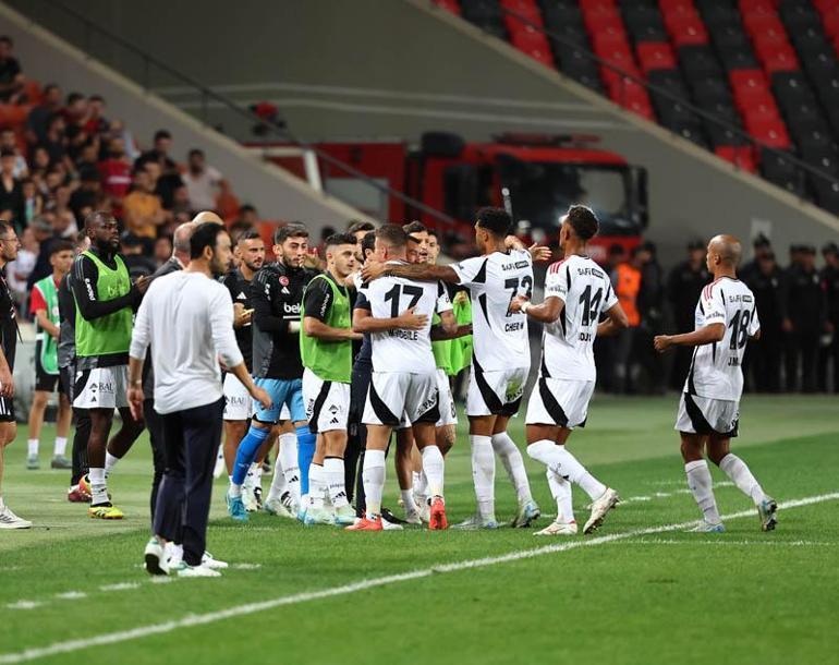 Gaziantep FK, Beşiktaş karşısında 1 puanı uzatmalarda aldı