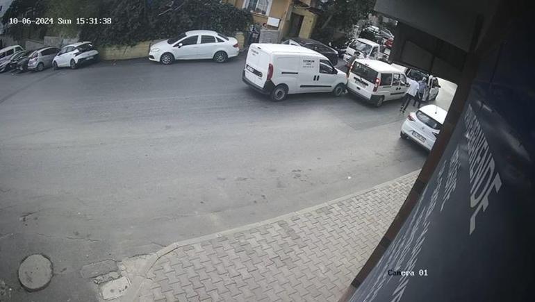 Kağıthanede trafikteki çekiçli saldırının yeni görüntüleri ortaya çıktı