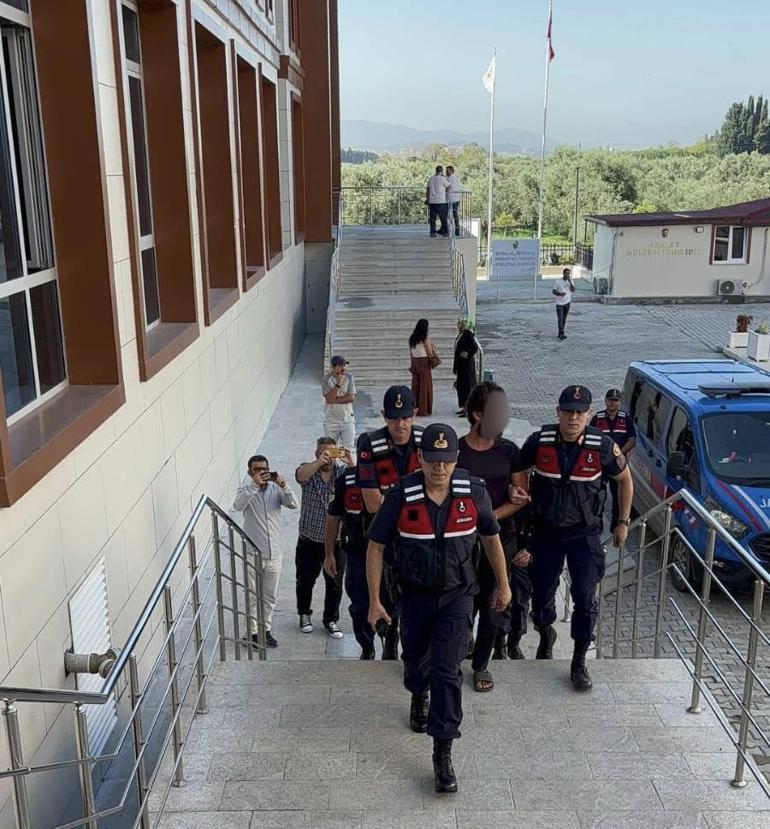 Minibüste üniversiteli 2 kıza cinsel saldırıdan tutuklandı; makyajlı şüpheli kamerada