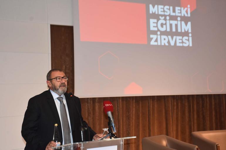 İzmirde Mesleki Eğitim Zirvesinin ikincisi gerçekleştirildi