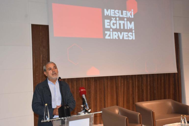 İzmirde Mesleki Eğitim Zirvesinin ikincisi gerçekleştirildi