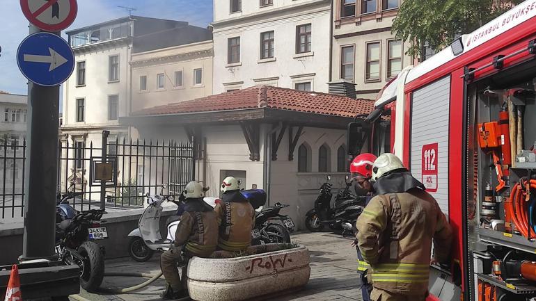 Beyoğlu Belediyesinde trafo patladı; bina boşaltıldı