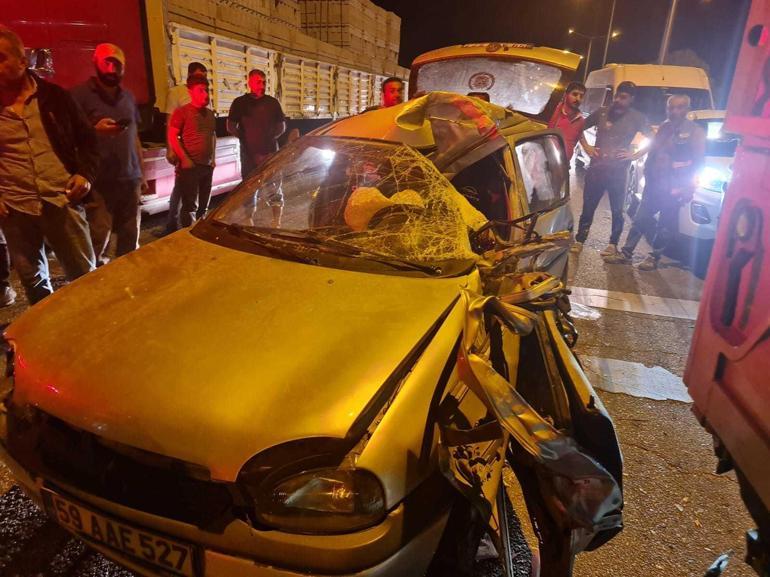 Batmanda otomobil, kamyonete arkadan çarptı: 1 ölü, 2 yaralı