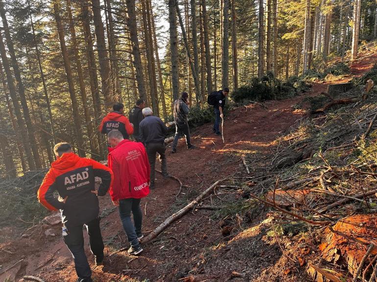 Ormana gidip, dönmeyen çiftin cansız bedenleri bulundu