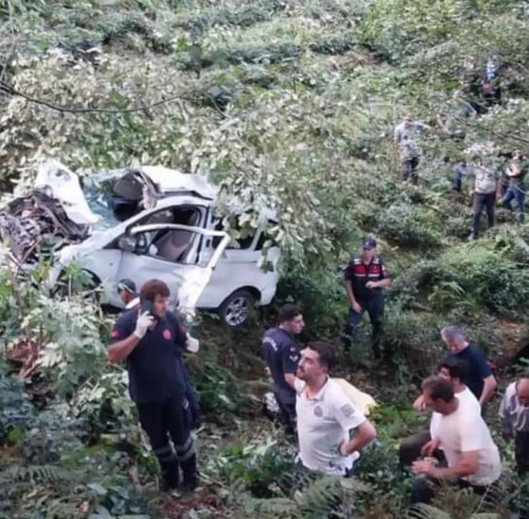 Rizede kamyonet uçuruma yuvarlandı; Kıbrıs Gazisi yaşamını yitirdi, eşi ağır yaralandı