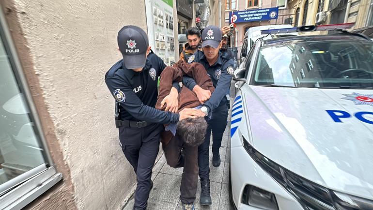 Beyoğlunda polise bıçakla saldıran şüpheli tutuklandı