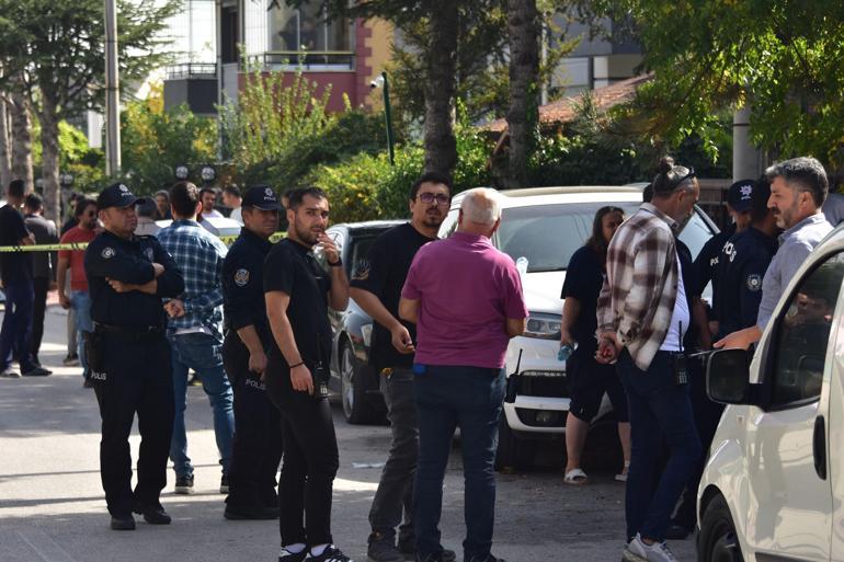 Sağlıkçılarla ihbara giden polis bıçaklandı; 33 suç kaydı olan saldırgan vurularak yakalandı