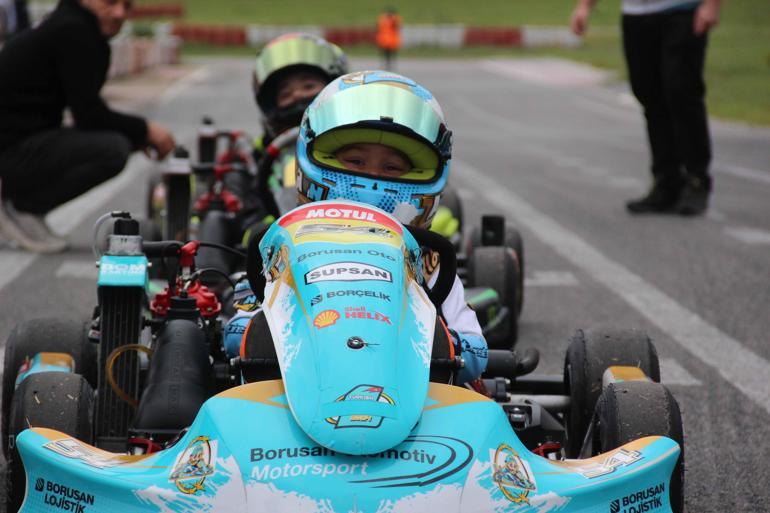 Türkiye Karting Şampiyonasının 5’inci ayağı Kocaelide yapıldı