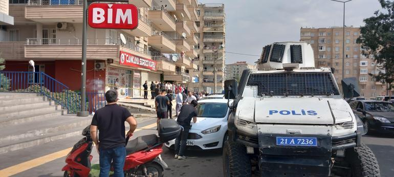 Sürücü kursunda akrabalar arasında bıçaklı kavga: 1ağır, 6 yaralı