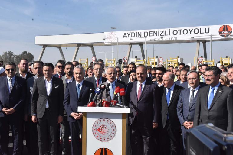 Bakan Uraloğlu: Aydın-Denizli Otoyolu ile 2 saat süren yolculuk süresi 55 dakikaya indi