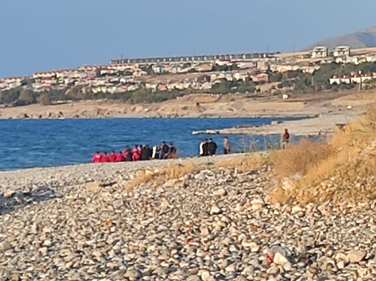 Rojinin babası: İntihar etseydi yurdun 4üncü katından ederdi, darp izi var