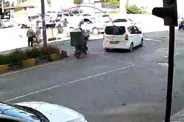 Trafikte tartıştığı motosikletli iki kişiyi, aracını üzerlerine sürüp yaraladı