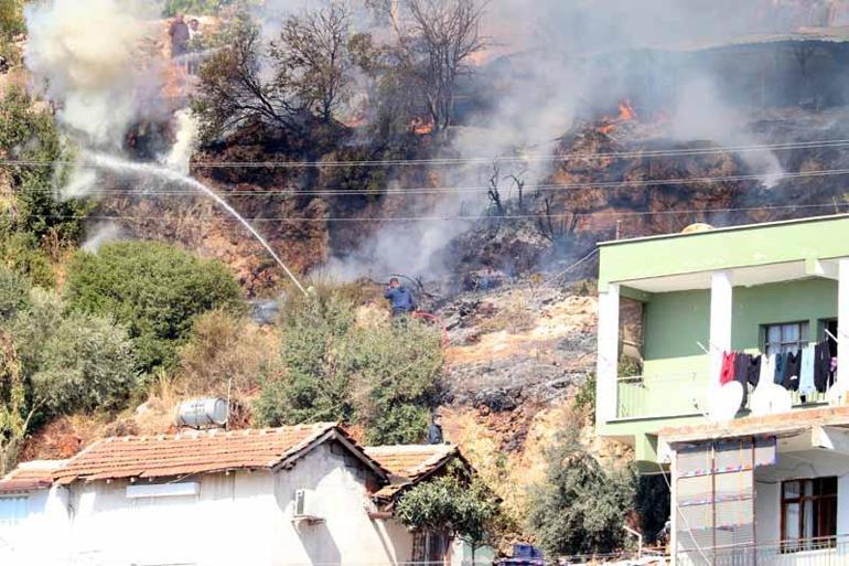 Ağıl yangınında 50ye yakın keçi ve koyun öldü