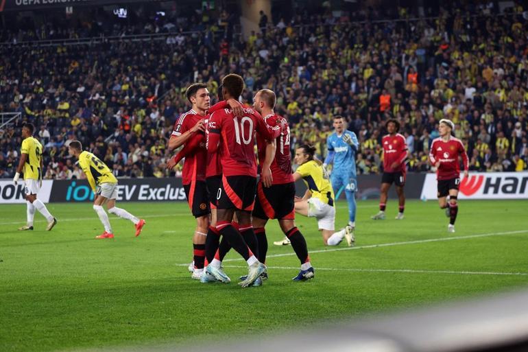 Fenerbahçe, Manchester United ile 1-1 berabere kaldı