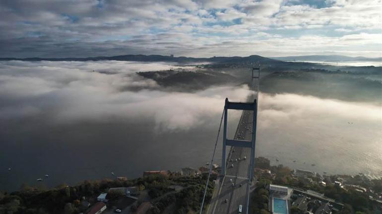 İstanbul Boğazında sis etkili oluyor